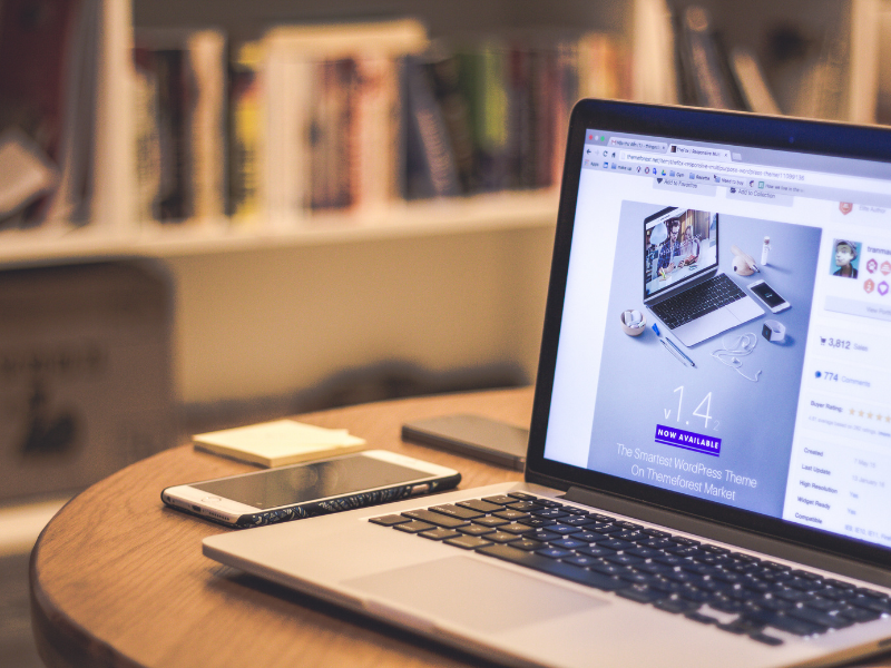 Landing page promocional: como integrar brindes e captação de contatos